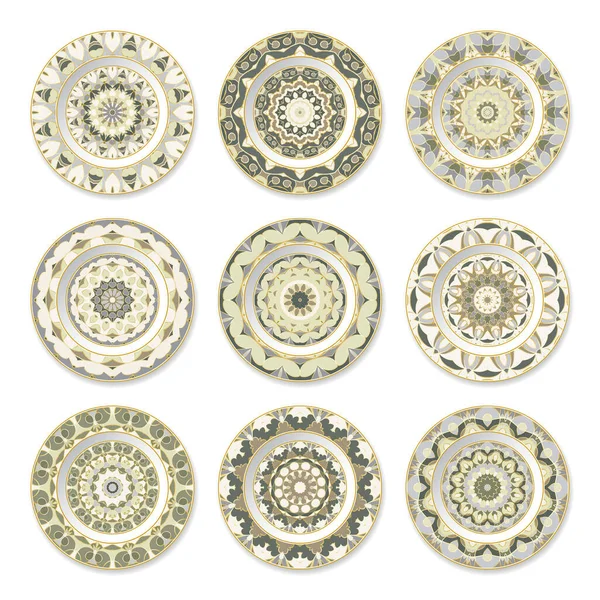 Set mit neun dekorativen Tellern — Stockvektor