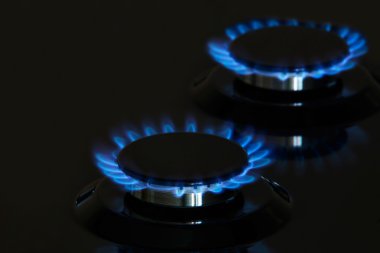 gaz brülörleri yaktı