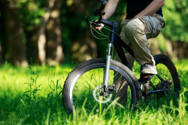 Dağ bisiklet sürmek