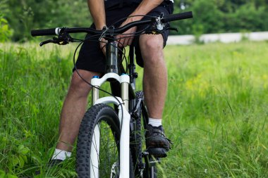 Dağ bisiklet sürmek