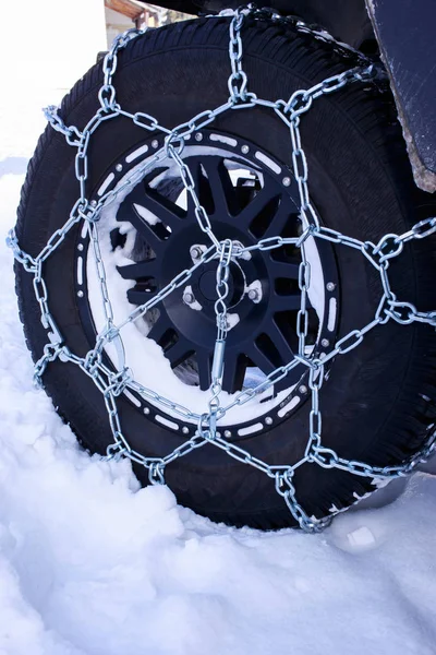 Die Schneeketten — Stockfoto