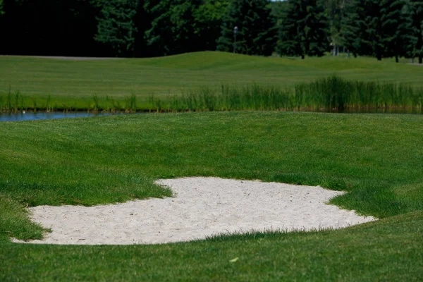 Pohled na golfové hřiště — Stock fotografie