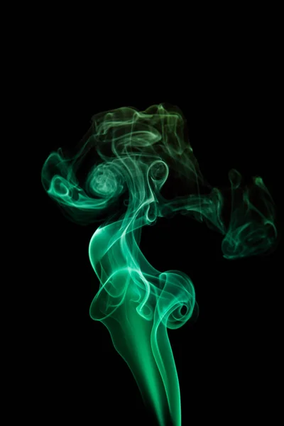 Fumaça no fundo preto — Fotografia de Stock