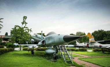 War Memorial, Kore'de mimarisi ve tanımlanamayan turist vardır