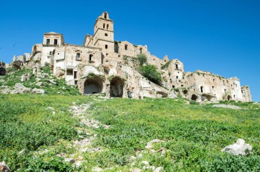 Eski şehir Craco Basilicata
