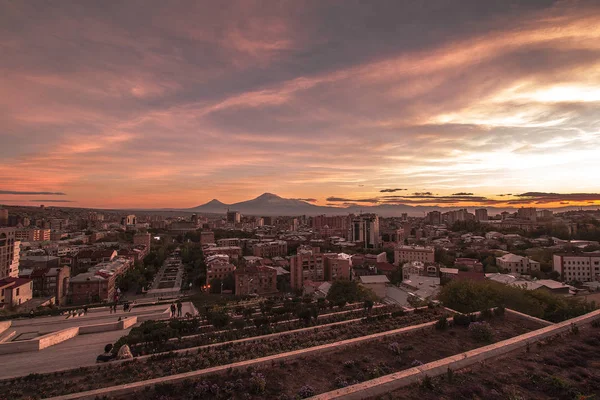 Vista Sobre Monte Ararat Desde Cascada Ereván — Foto de Stock