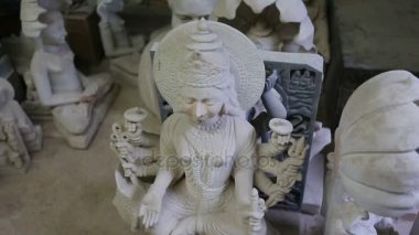 Hindu Tanrı ve Tanrıça heykelleri. El sanatları ve sanat Hindistan. Jaipur (Rajasthan Murti el yapımı imalatı). 