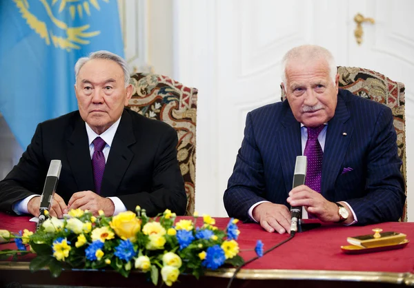 Nursultan Nazarbajev and Vaclav Klaus — Stock Photo, Image