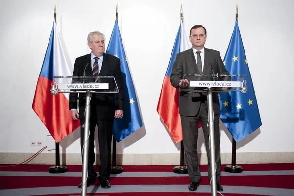 Milos Zeman e Petr Necas — Fotografia de Stock