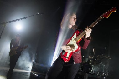 İki kapı sinema kulübü