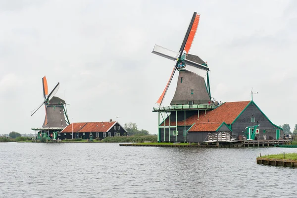 Windmolens in Zaanse Schans — Stockfoto