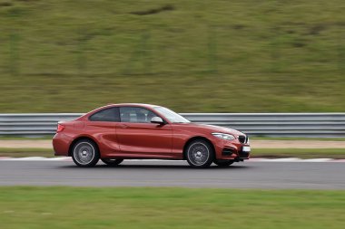 Kırmızı Bmw M240i