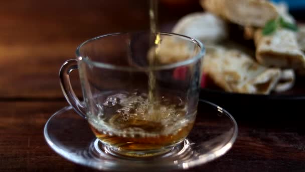 Breakfast Pancakes Tea Hot Tea Poured Transparent Cup Wooden Background — 图库视频影像