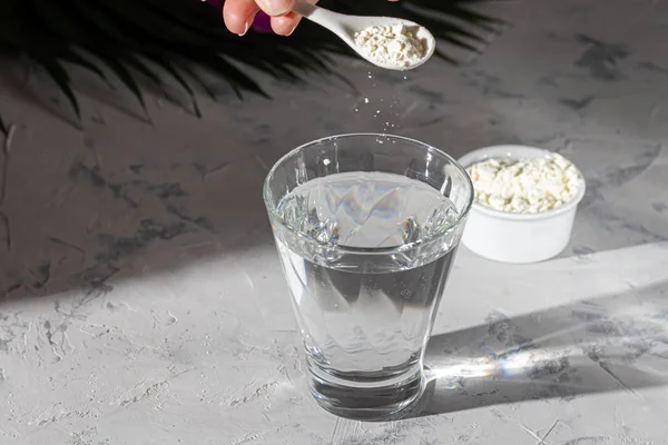 Polvo Colágeno Coloca Vaso Con Una Cuchara Dosificadora Congelar Cuadro — Foto de Stock