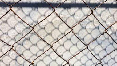 Eski beton duvar, doğal doku. Hafif arkaplan. Gölgeler. Boşluğu kopyala.