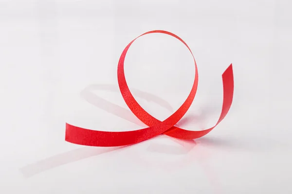 Red Ribbon White Background Breast Cancer Copy Space — Stock Photo, Image