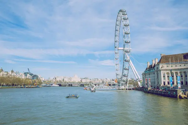 London, Wielka Brytania, 2017, Street view. — Zdjęcie stockowe