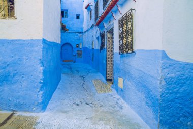 : Chefchaouen, Marocco, 2013. Bahar Afrika. Görünüm strets, doğa
