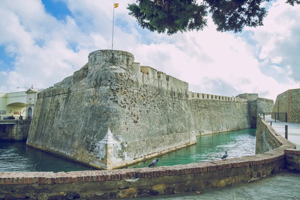 Castelo de Ceuta, Espanha, 2013. Primavera em Espanha. Ver strets, natureza — Fotografia de Stock