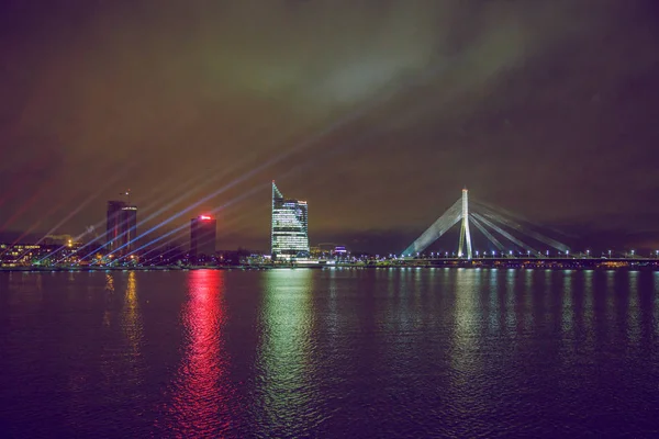 Cidade velha Riga, capital da Letónia . — Fotografia de Stock