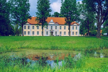 Letonya, şehir Veselava, eski kale.