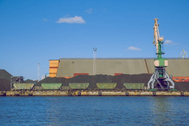 Kentsel Venspils sanayi parkı.