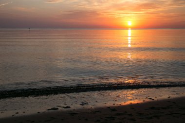 Baltık Denizi, Saulkrasti 2017 gün batımında.