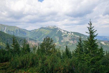 Polonya ve Slovakya büyük Tatry.