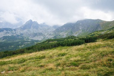 Polonya ve Slovakya büyük Tatry.