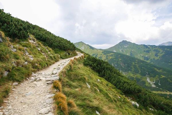 Polonya ve Slovakya büyük Tatry.