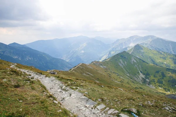 Polonya ve Slovakya büyük Tatry.