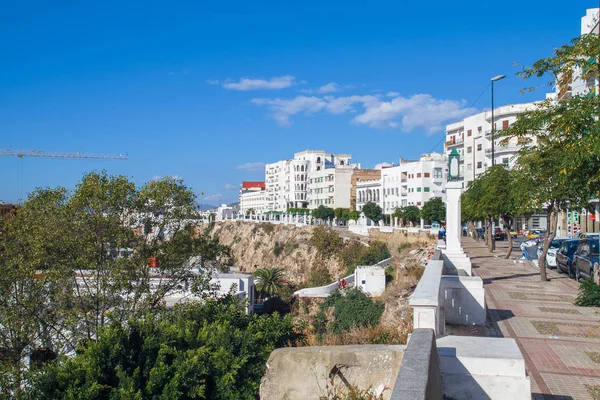 Africa, Morocco, Tanger, city, cars and urban view.  2013 — Stock Photo, Image