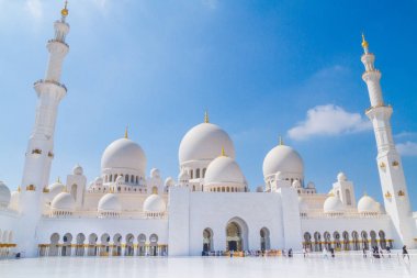 Büyük Sheik Zayed Camisi, Dubai, Birleşik Arap Emirlikleri, halklar ve cami. 2015