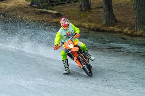 Letonya, Raiskums, kış motokros, motosiklet, sürücüsüyle yarış