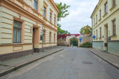 Eski şehir, şehir, kale ve park Cesis, Letonya. 2017