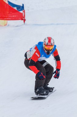 Letonya, şehir Cesis, kış, Snowboard Şampiyonası, snowboarder,
