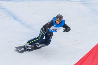 Letonya, şehir Cesis, kış, Snowboard Şampiyonası, snowboarder,
