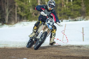 Letonya, Raiskums, kış motokros, Skioring, sürücüleri motorlu