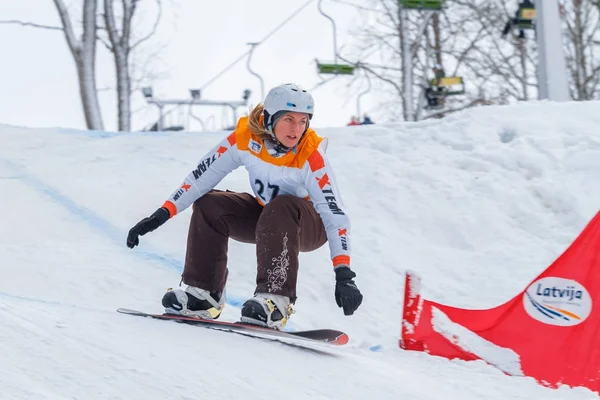 Lettország, Cesis város, tél, Snowboard bajnokság, snowboardos, — Stock Fotó