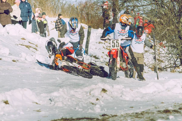 Winter race with mortcycles. Fast engins and big power. — Stock Photo, Image