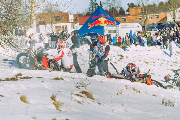 Winter race med mortcycles. Snabb engins och stor kraft. — Stockfoto