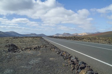 Güneşli Lanzerote güzel bir doğa. Yaz aylarında güneşli gün. 