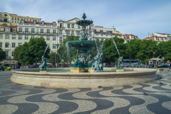Portugal, lisabon, stadt, häuser, wasserfall. 2014 — Stockfoto