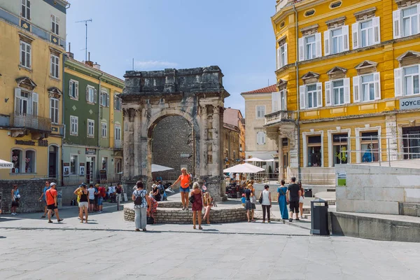Pula eski şehir merkezi, Hırvatistan. Seyahat fotoğraf.