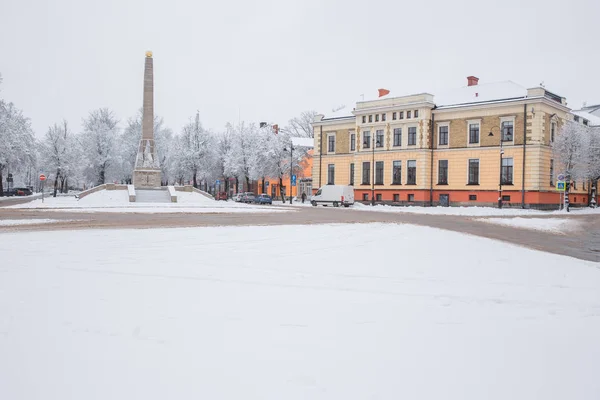 All it is white, winter is come. City center with snow. — Stock Photo, Image