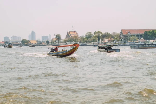 Baoats at river. Travel photo at Bankok. 2016 — Stock Photo, Image