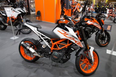 Araba ve motosiklet fuarına katıldık. 2018