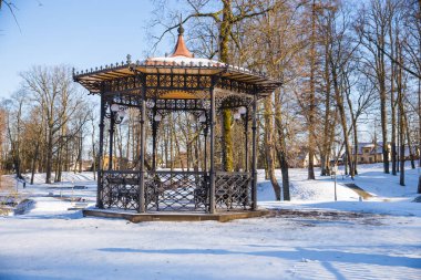 Eski şehir park, şehir Cesis ve park Teras, Letonya. 