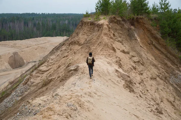 Città di Cesis, Repubblica di Lettonia. Cava di sabbia con scavo di — Foto Stock
