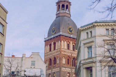 Riga Şehri, Letonya. Farklı yüzyıllardan binaları olan eski kasaba.